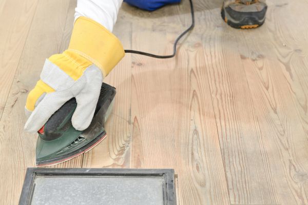 Cost of Porch Sanding in Thousand Oaks