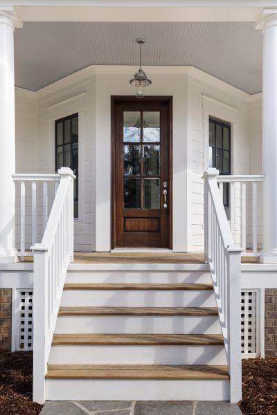 Cost of Porch Steps Replacement in Thousand Oaks