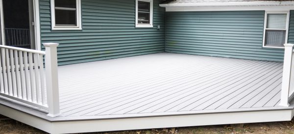 Cost of Elevated Deck Construction in Thousand Oaks