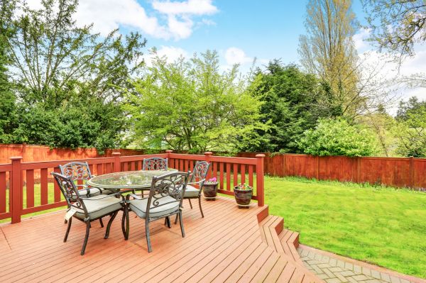Cost of Raised Deck Installation in Thousand Oaks