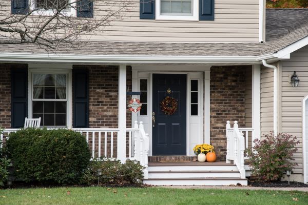 Cost of Front Deck Construction in Thousand Oaks